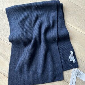 NWT Navy Cashmere Scarf